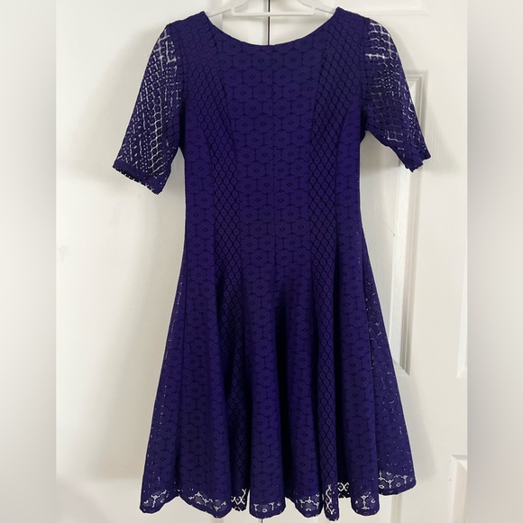 Danny & Nicole Dresses & Skirts - Danny and Nicole fit and flare dress